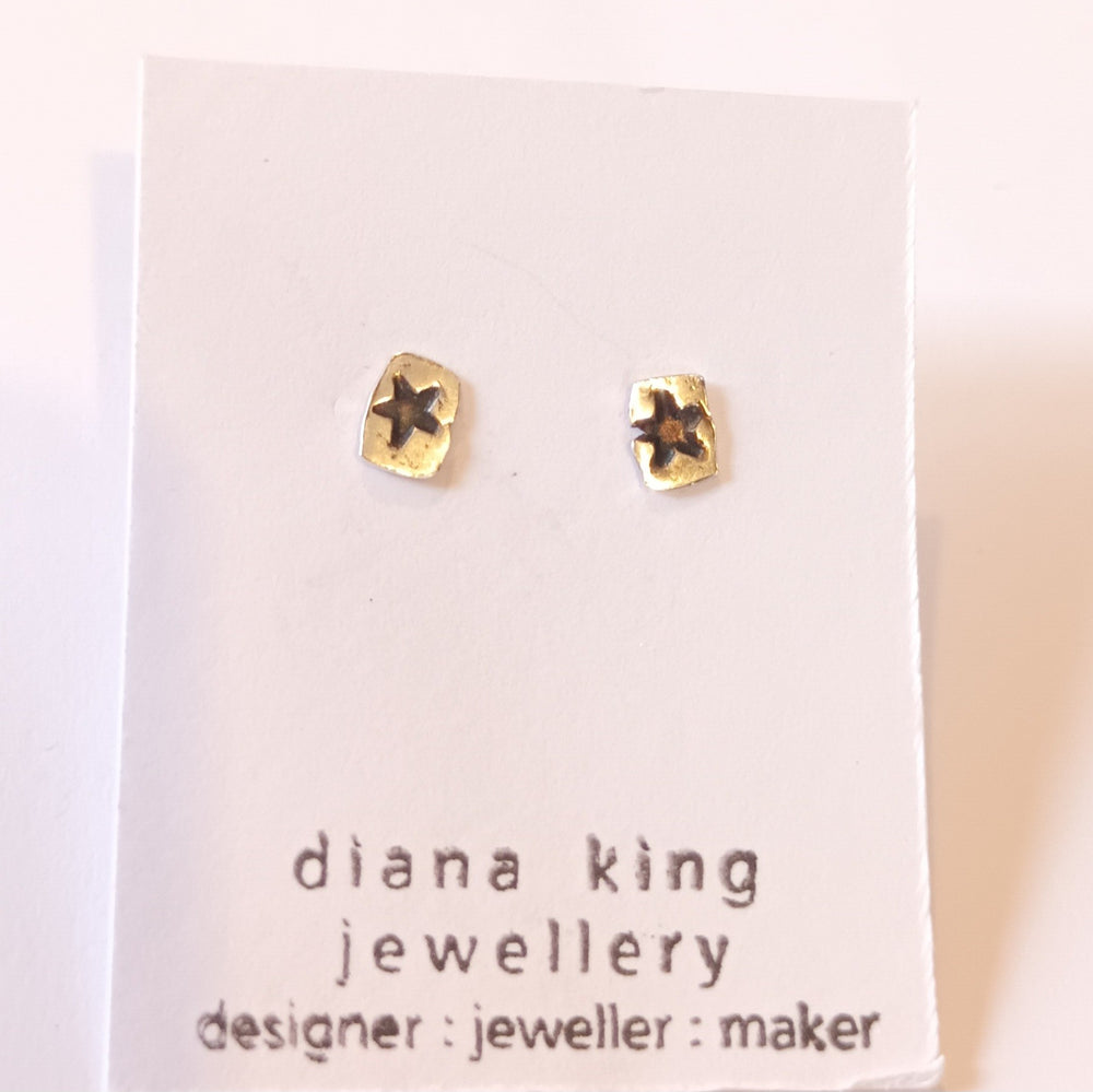 RECTANGLE STAR PRINT STAMP STUDS