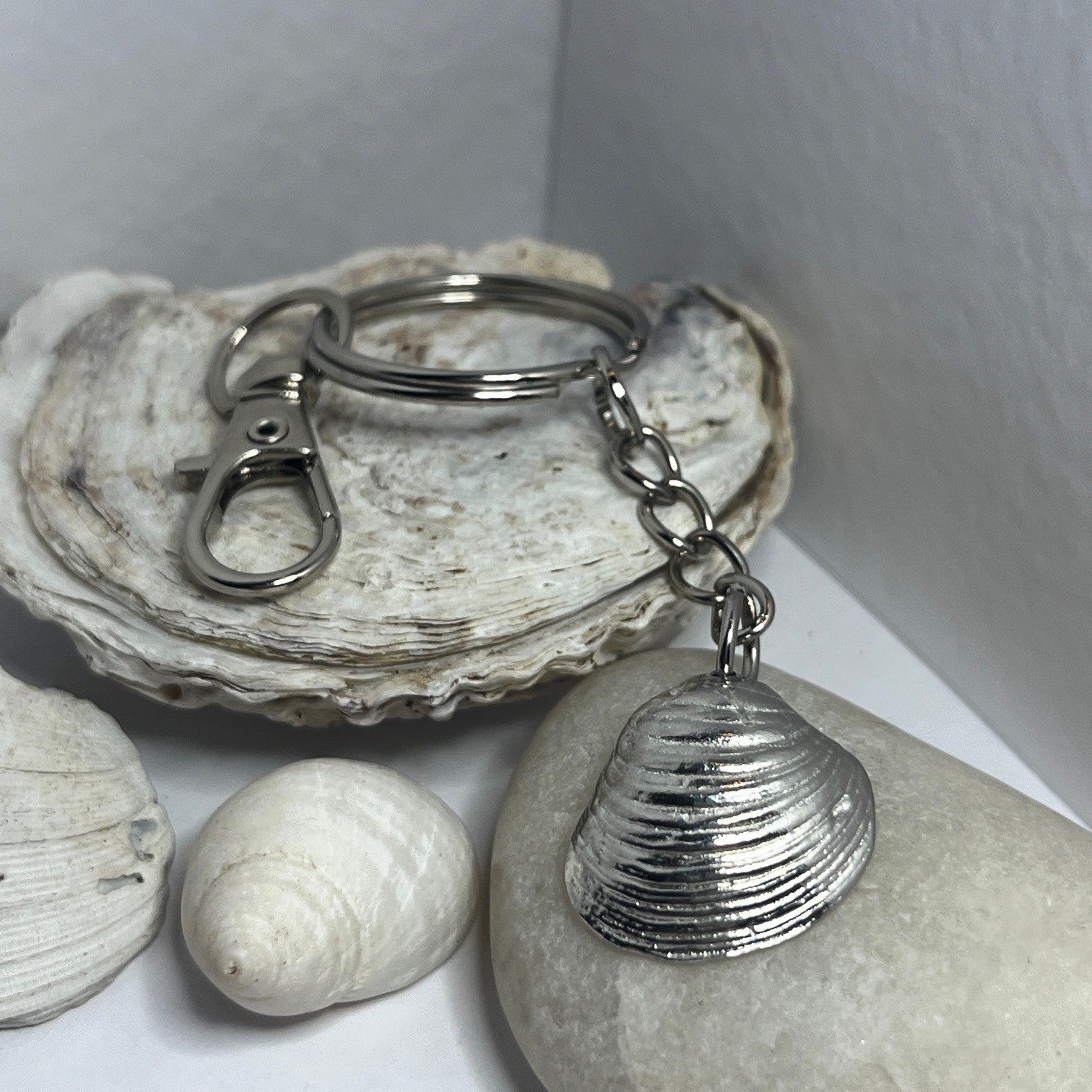 Pewter shell keyring handmade in Scotland cast from real shells gift bag