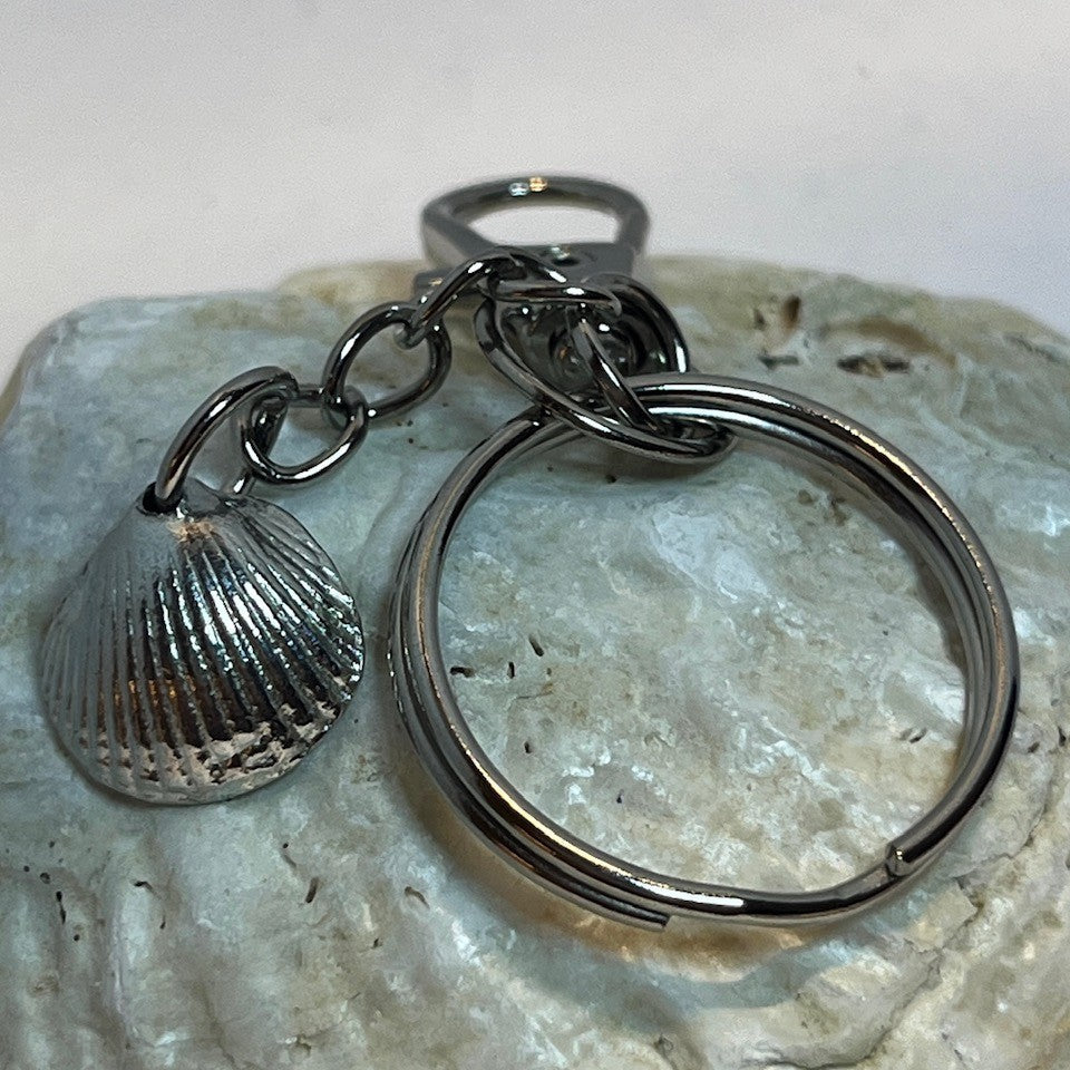 Pewter shell keyring handmade in Scotland cast from real shells gift bag