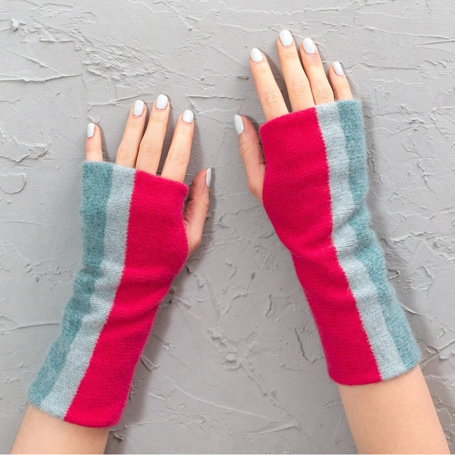 Handmade Scottish lambswool wrist warmers by Lyndsey Currie in a range of beautiful colours