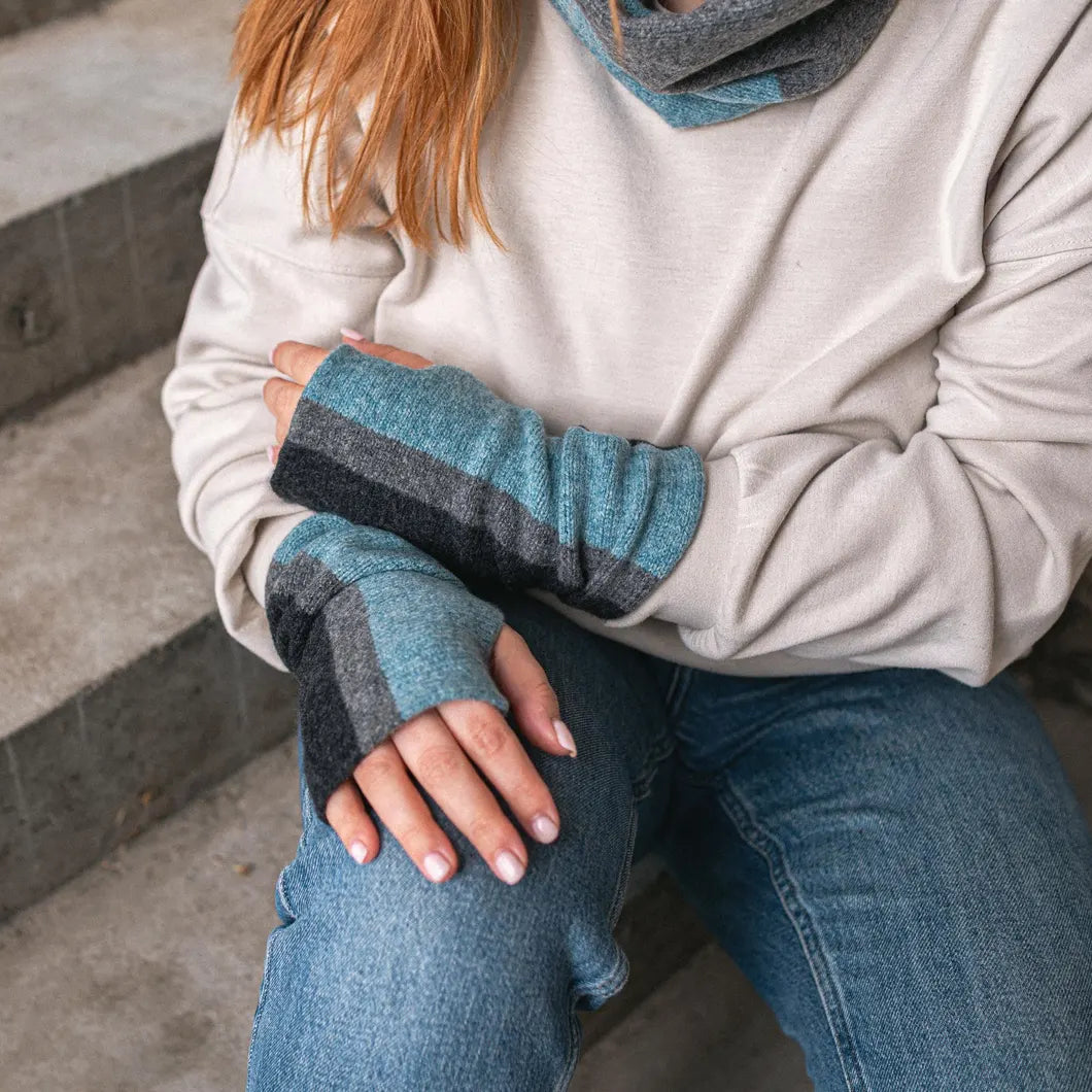 Handmade Scottish lambswool wrist warmers by Lyndsey Currie in a range of beautiful colours