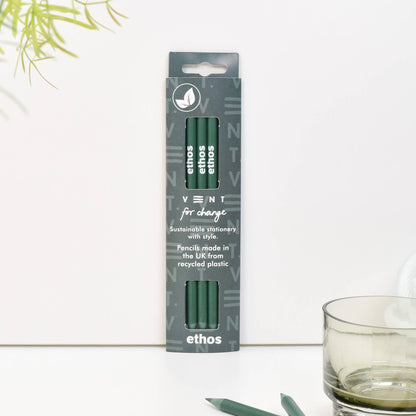 ETHOS green pencil sleeve with 3 recycled graphite pencils made from CD cases, sustainable and stylish writing set
