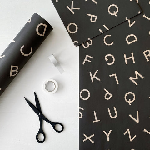 TYPE WRAP - OFF BLACK