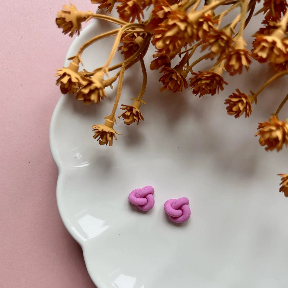 KNOT STUDS
