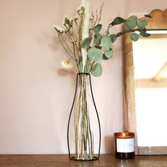 BLACK TALL METAL SILHOUETTE VASE