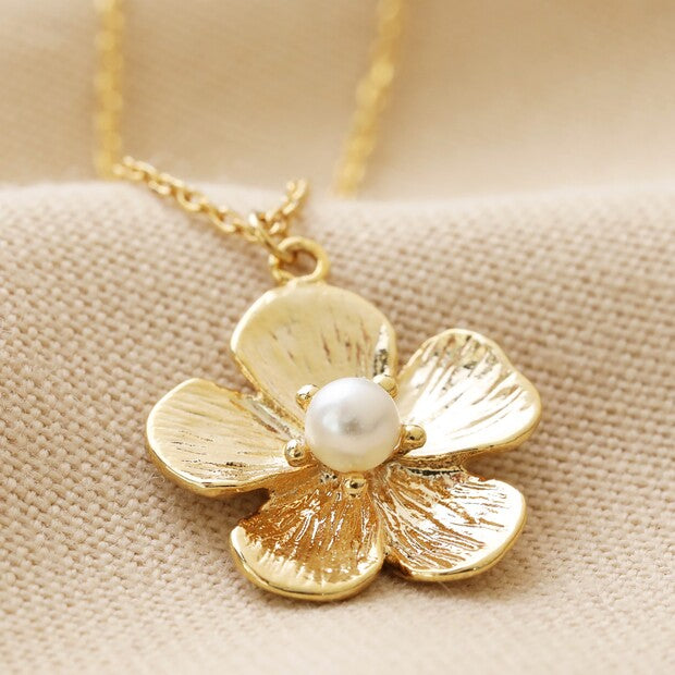 LARGE FLOWER PENDANT NECKLACE